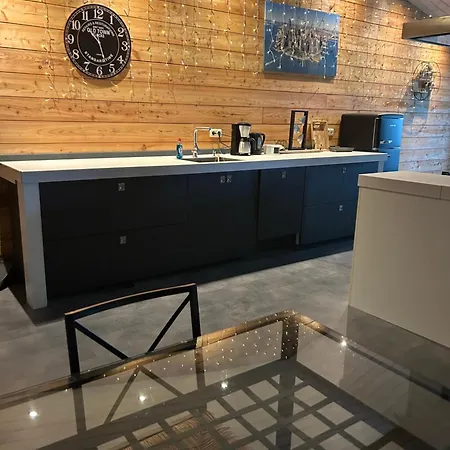 Onder De Hanebalken Apartamento